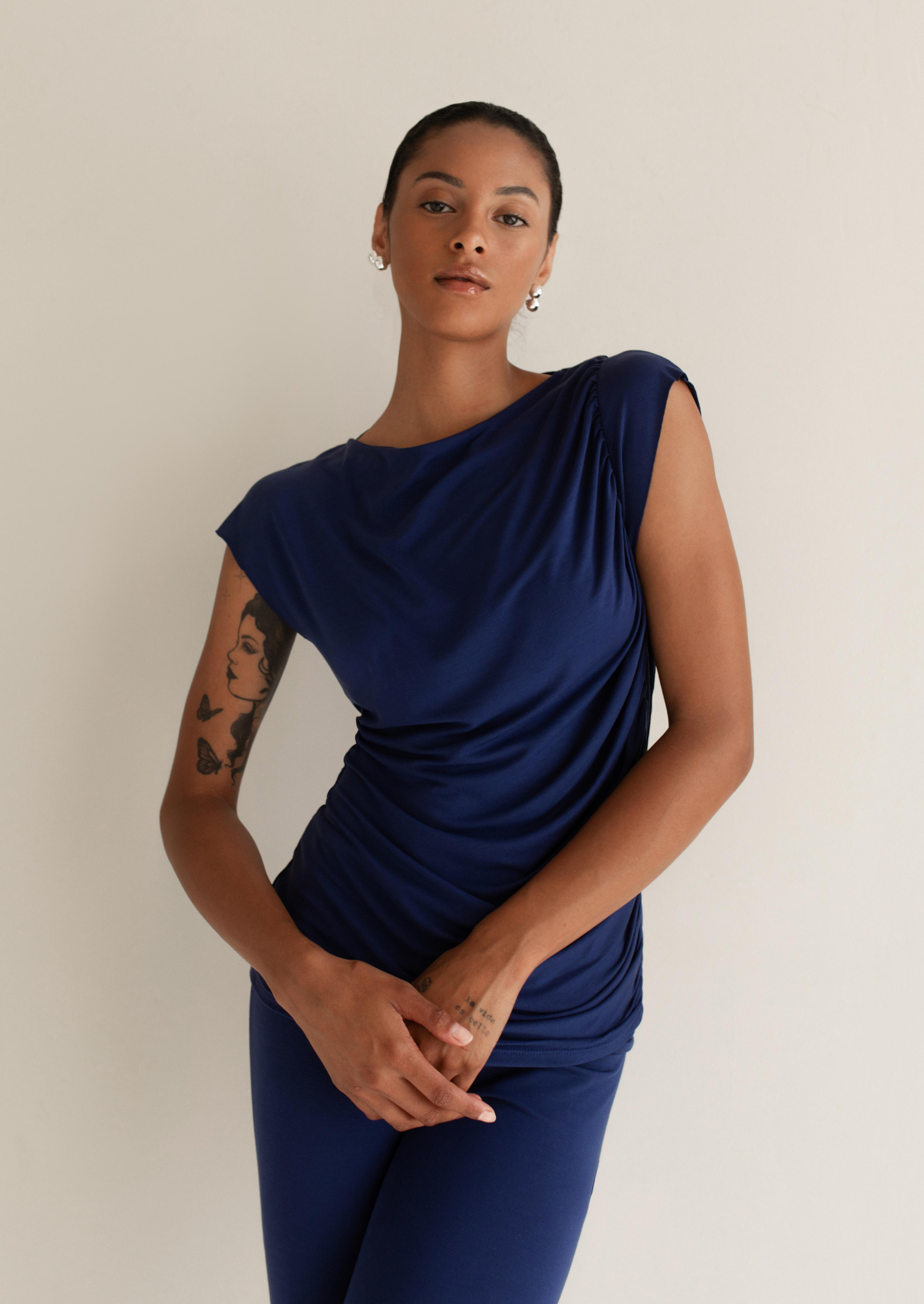 Greta Rouched Tee | USA