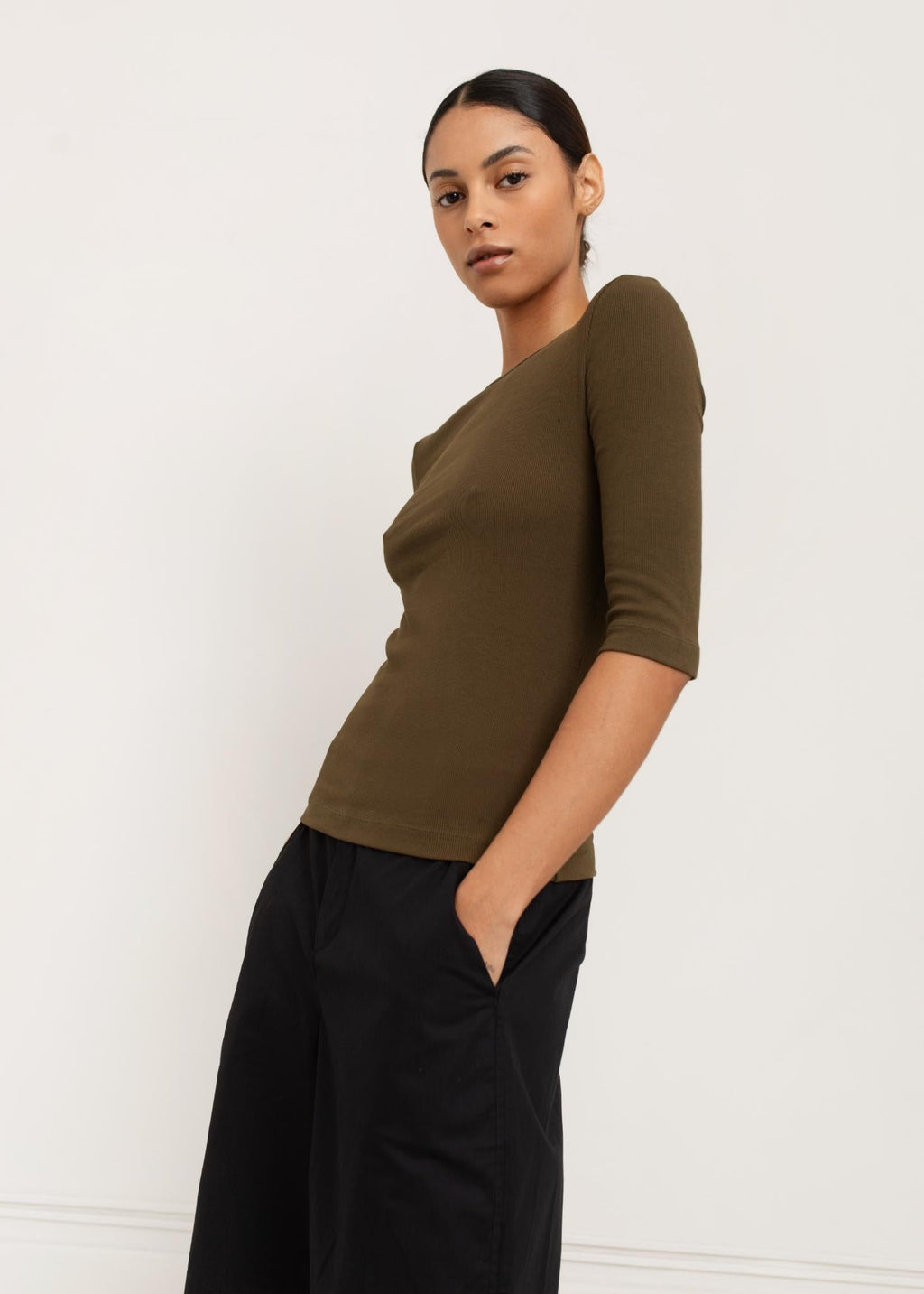 Akari Crew Neck | USA